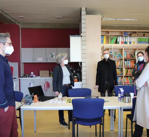 Gabriele Triebel MdL besuchte die Grundschule Süd – Fundierte Einblicke in die aktuellen Herausforderungen der Digitalisierung der Schulen